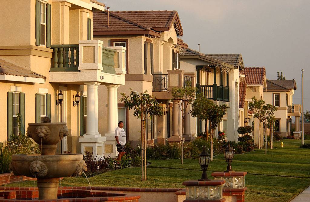houses on a street