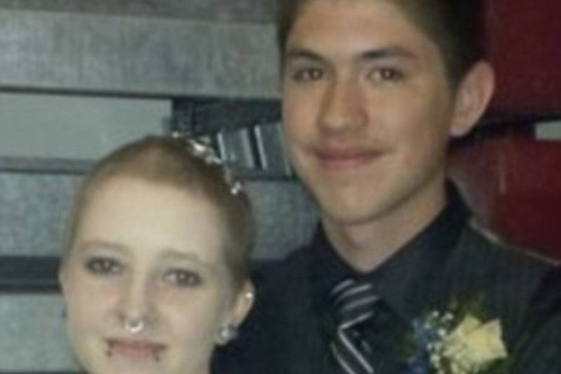 jenni and boyfriend at prom smiling