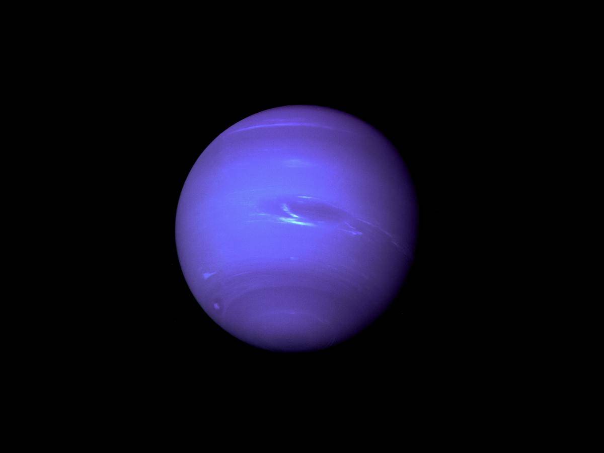 Neptune as seen from Voyager 2 from 4.4 million miles image