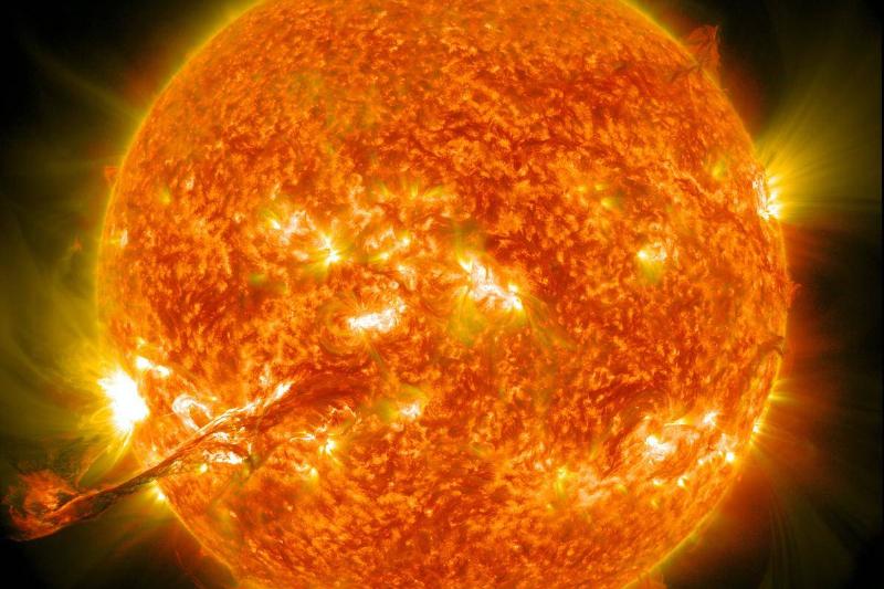 solar flare expanded