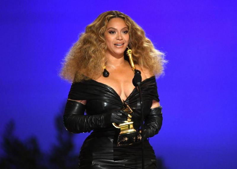 Beyonce accepting an award and giving speech