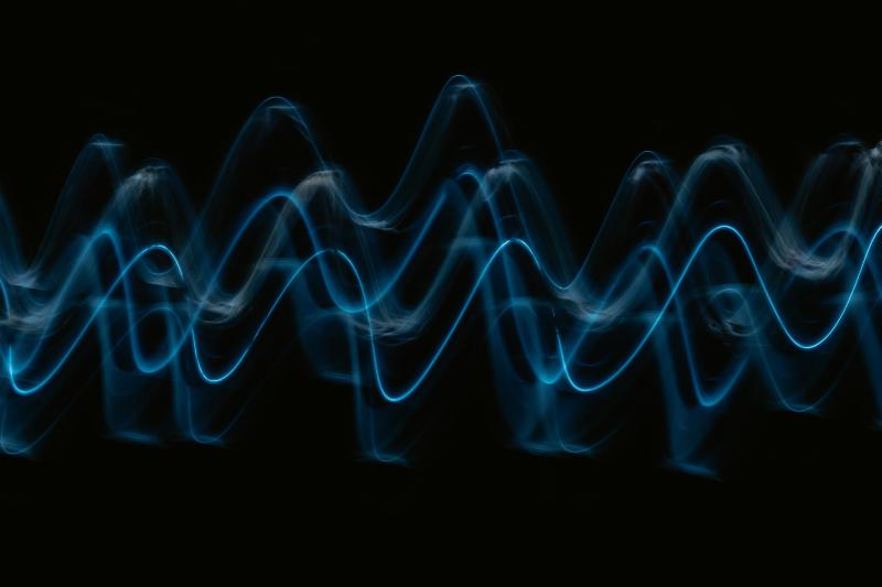 frequency sound waves in blue