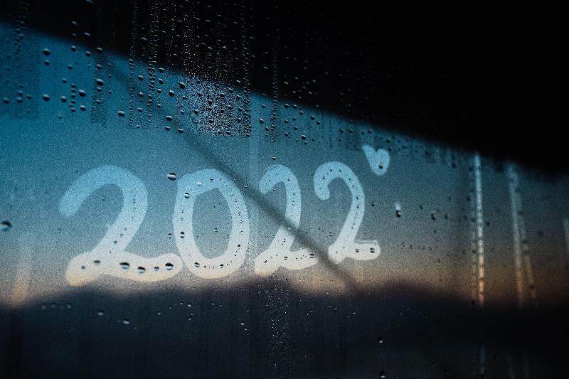 2022 hand drawn on window fog