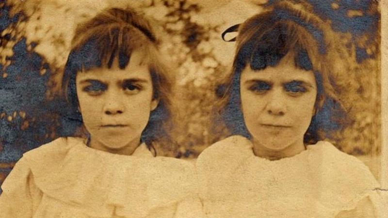 vintage picture of twins