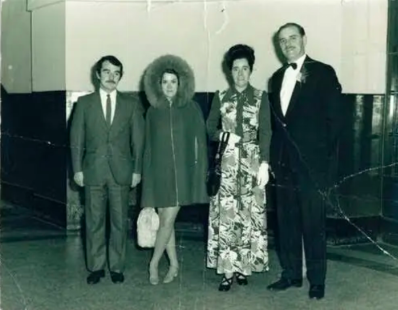 vintage photo of family dressed to go out